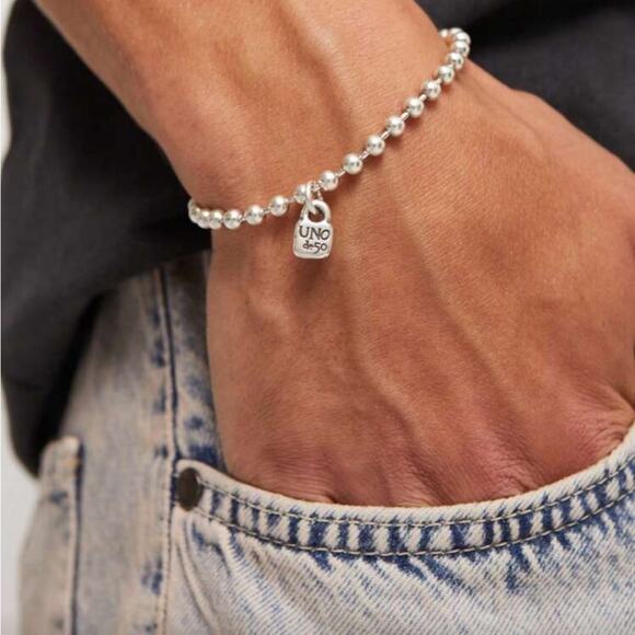 UNO de 50 Silver Beaded Charm Bracelet - Picture 3 of 4